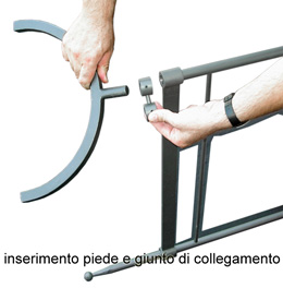 Piede ad arco e giunto di collegamento